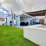 Villa Sun Golf House *