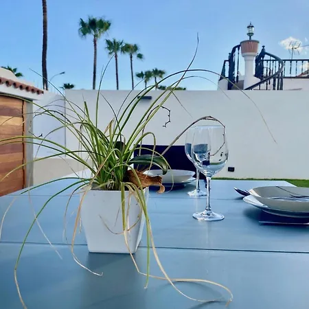 Sun Golf House Villa *