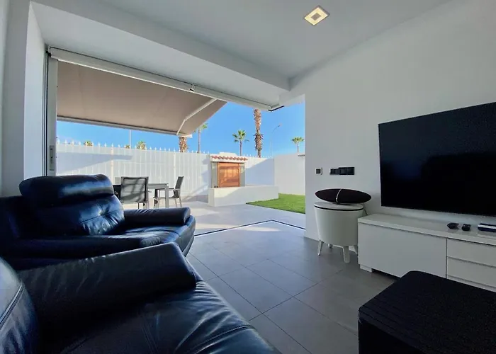 Sun Golf House Villa *